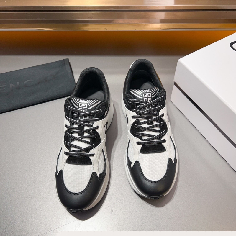 Givenchy Sneakers